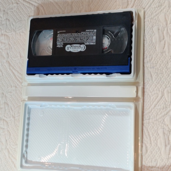 Walt Disney's Cinderella II Masterpiece Collection VHS Movie Tape - Picture 6 of 8